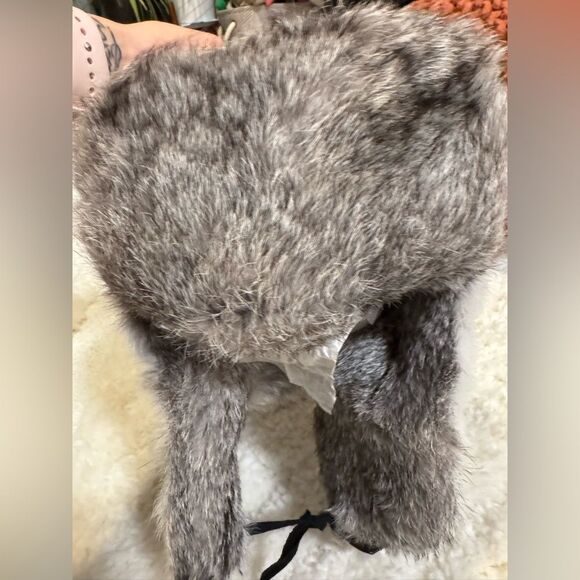 Authentic Russian fur trapper hat; never worn; bought in Russia - Picture 3 of 8